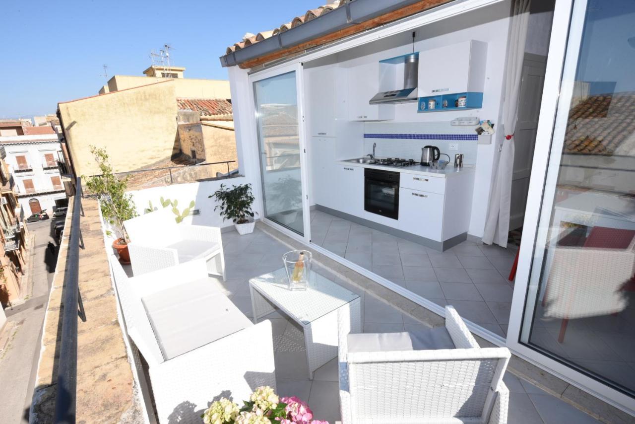 Palazzo Taormina Apartment Castellammare del Golfo Ngoại thất bức ảnh